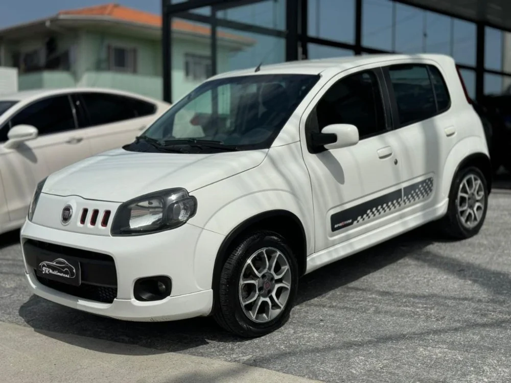 Fiat UNO SPORTING 1.4 EVO Fire Flex 8V 4p