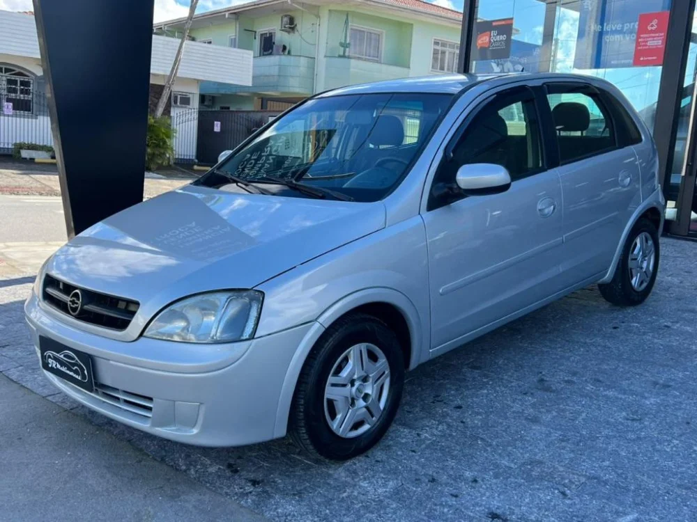 GM - Chevrolet Corsa Hatchback 1.0 MPFI 8V 71cv 5p
